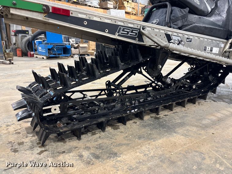 image for item FC5792 2016 Polaris RMK 800 Assault 155 snowmobile