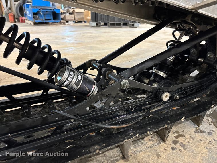 image for item FC5792 2016 Polaris RMK 800 Assault 155 snowmobile