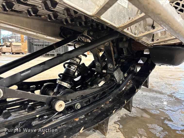 image for item FC5792 2016 Polaris RMK 800 Assault 155 snowmobile