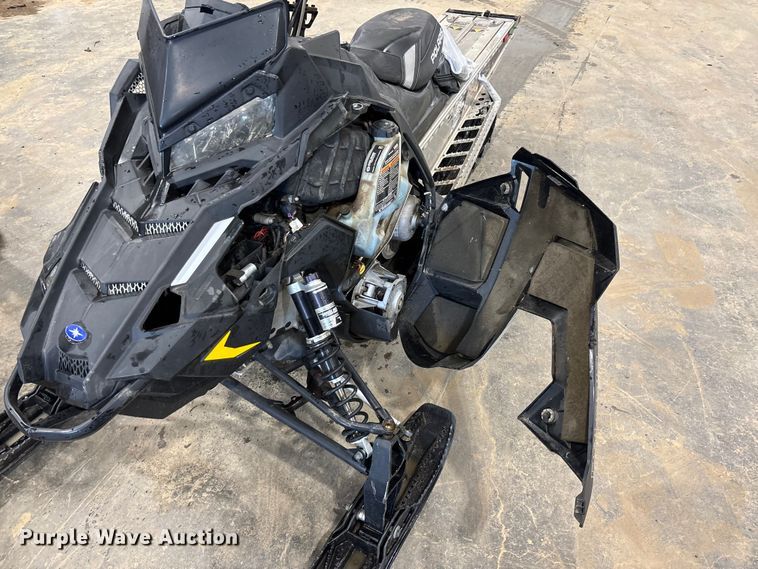 image for item FC5792 2016 Polaris RMK 800 Assault 155 snowmobile