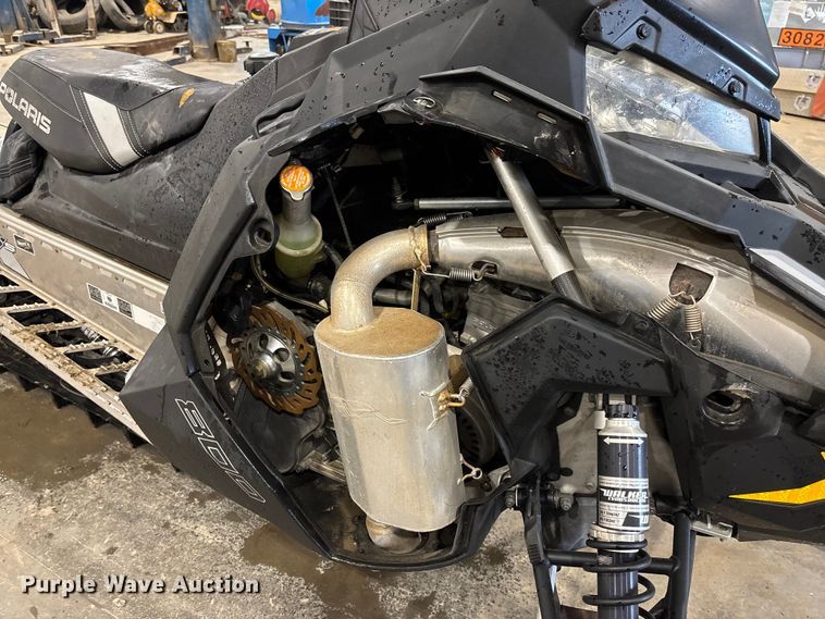 image for item FC5792 2016 Polaris RMK 800 Assault 155 snowmobile
