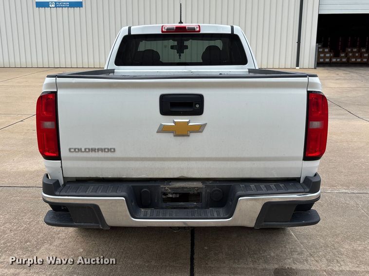 image for item FC5828 2017 Chevrolet Colorado Ext. Cab pickup truck