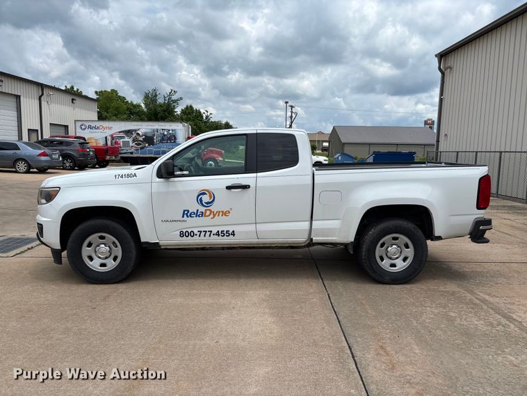 image for item FC5828 2017 Chevrolet Colorado Ext. Cab pickup truck