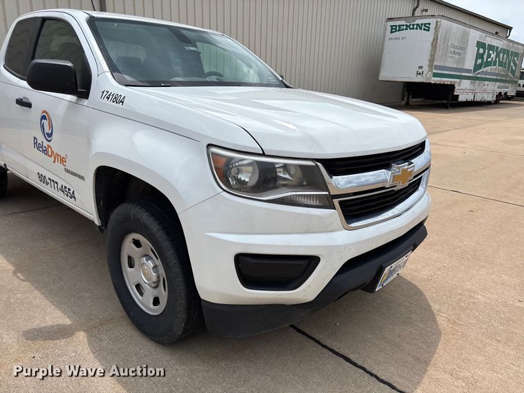 image for item FC5828 2017 Chevrolet Colorado Ext. Cab pickup truck