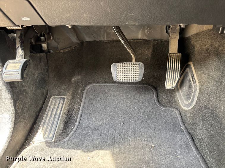 image for item FC5828 2017 Chevrolet Colorado Ext. Cab pickup truck