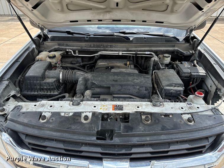 image for item FC5828 2017 Chevrolet Colorado Ext. Cab pickup truck
