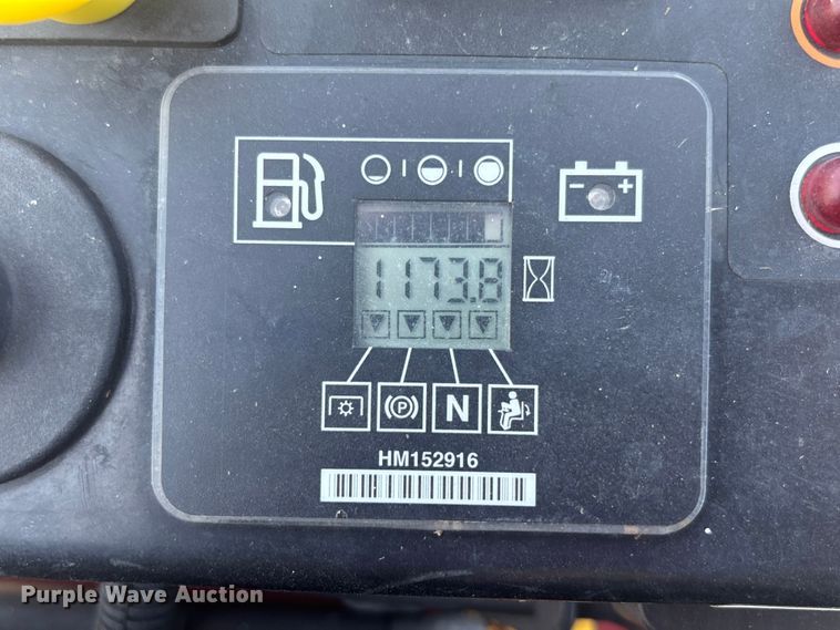 image for item FC5835 2016 Exmark Lazer Z X-Series ZTR ZTR lawn mower