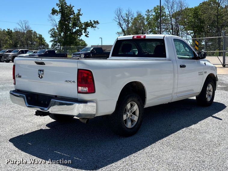 image for item FG0347 2015 RAM 1500 pickup truck