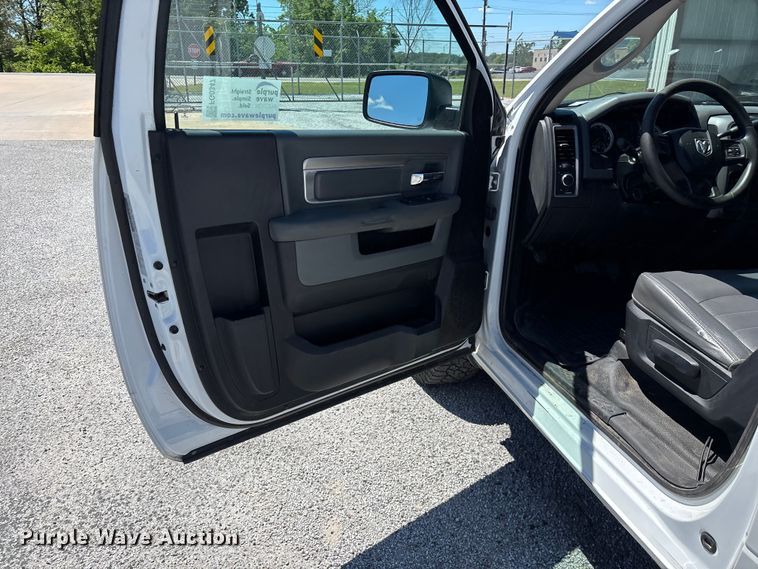 image for item FG0347 2015 RAM 1500 pickup truck