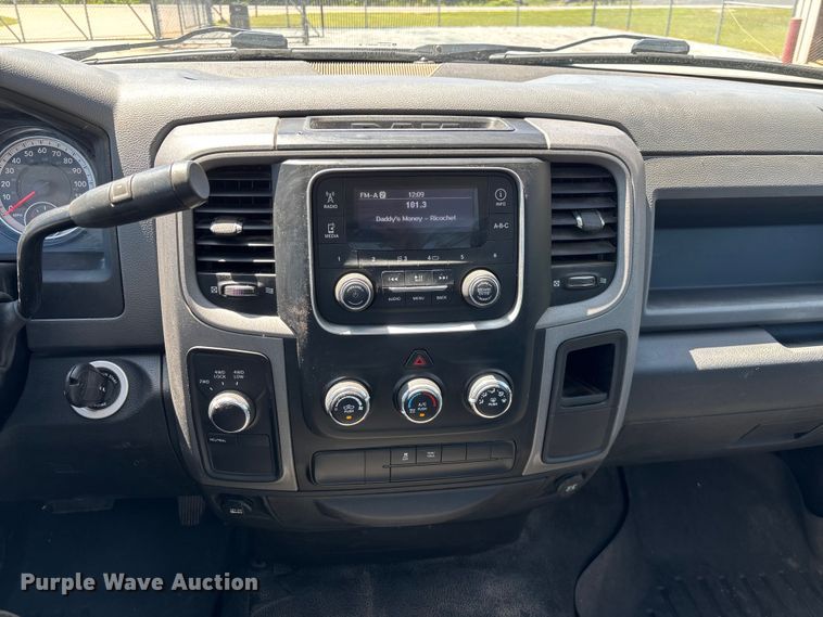 image for item FG0347 2015 RAM 1500 pickup truck