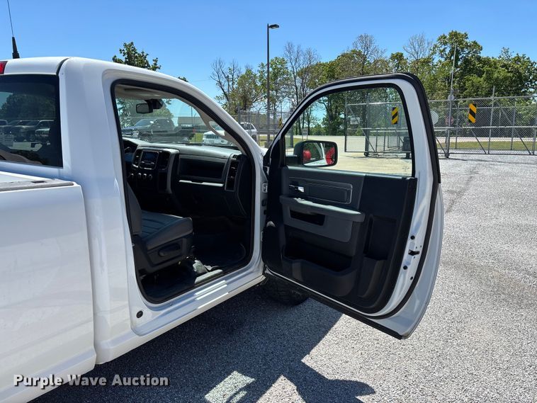 image for item FG0347 2015 RAM 1500 pickup truck