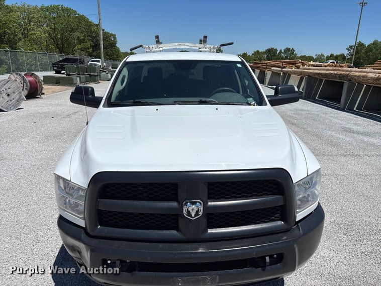image for item FG0348 2016 RAM 2500 Heavy Duty Crew Cab pickup truck
