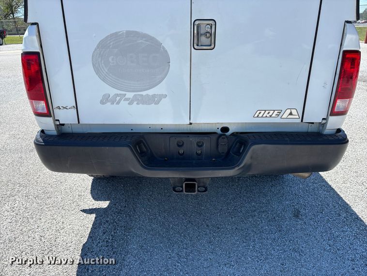 image for item FG0348 2016 RAM 2500 Heavy Duty Crew Cab pickup truck