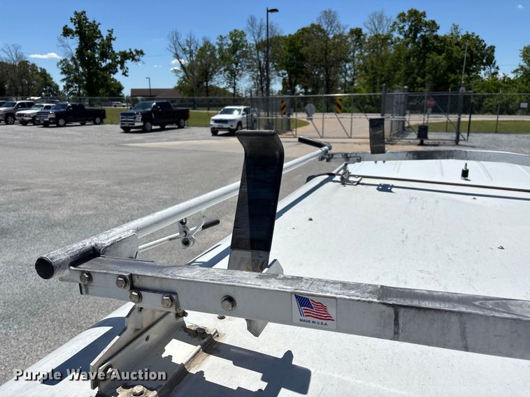 image for item FG0348 2016 RAM 2500 Heavy Duty Crew Cab pickup truck
