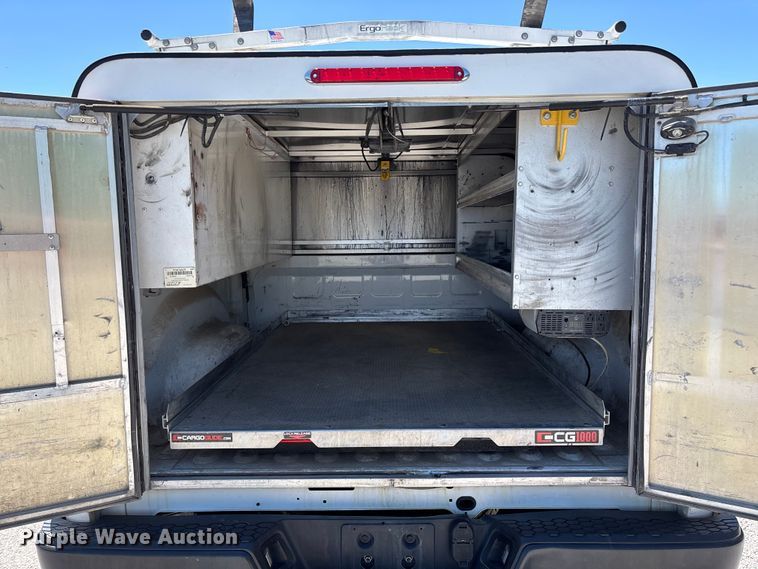 image for item FG0348 2016 RAM 2500 Heavy Duty Crew Cab pickup truck