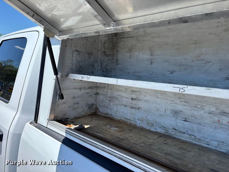 image for item FG0348 2016 RAM 2500 Heavy Duty Crew Cab pickup truck