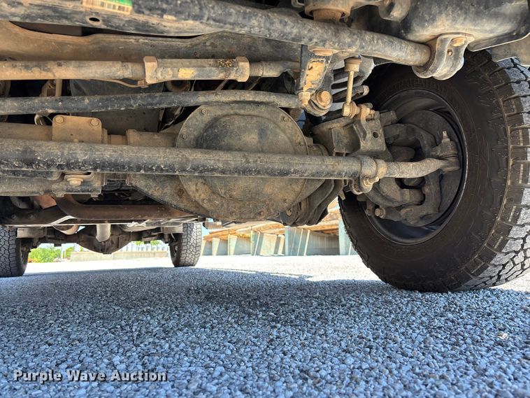 image for item FG0348 2016 RAM 2500 Heavy Duty Crew Cab pickup truck