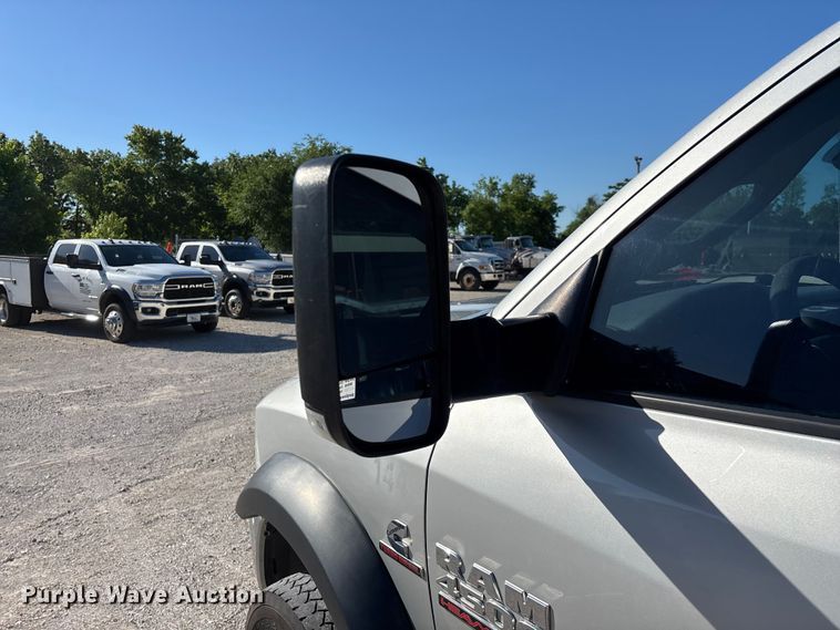 image for item FG0349 2015 RAM 4500  utility / service truck