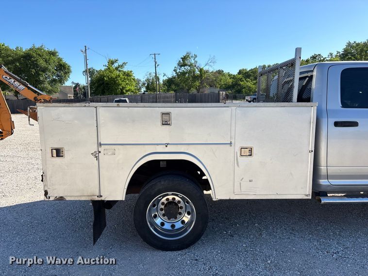 image for item FG0349 2015 RAM 4500  utility / service truck