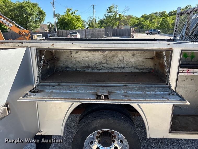 image for item FG0349 2015 RAM 4500  utility / service truck