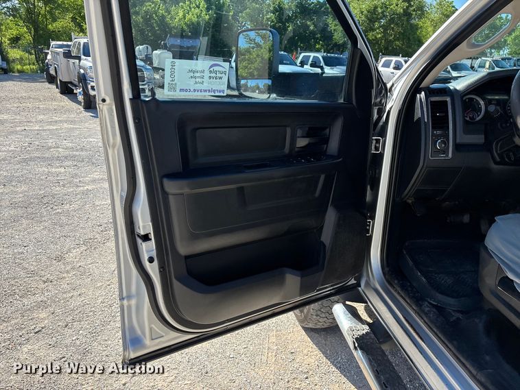 image for item FG0349 2015 RAM 4500  utility / service truck