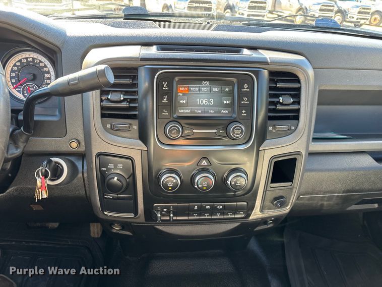 image for item FG0349 2015 RAM 4500  utility / service truck