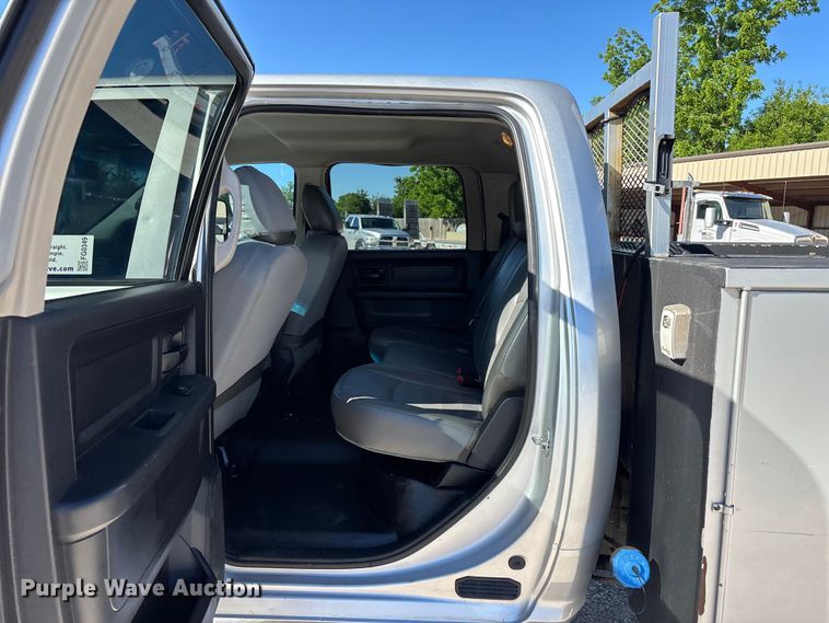 image for item FG0349 2015 RAM 4500  utility / service truck