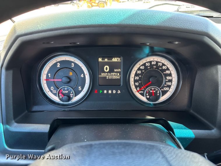 image for item FG0349 2015 RAM 4500  utility / service truck