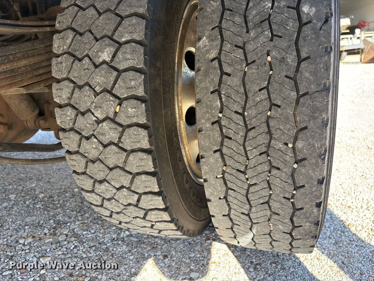 image for item FG0349 2015 RAM 4500  utility / service truck