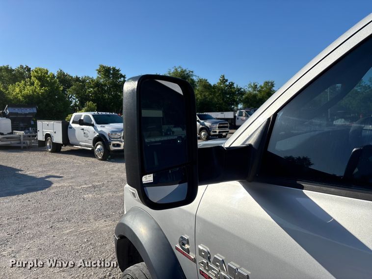 image for item FG0350 2015 RAM 4500  utility / service truck