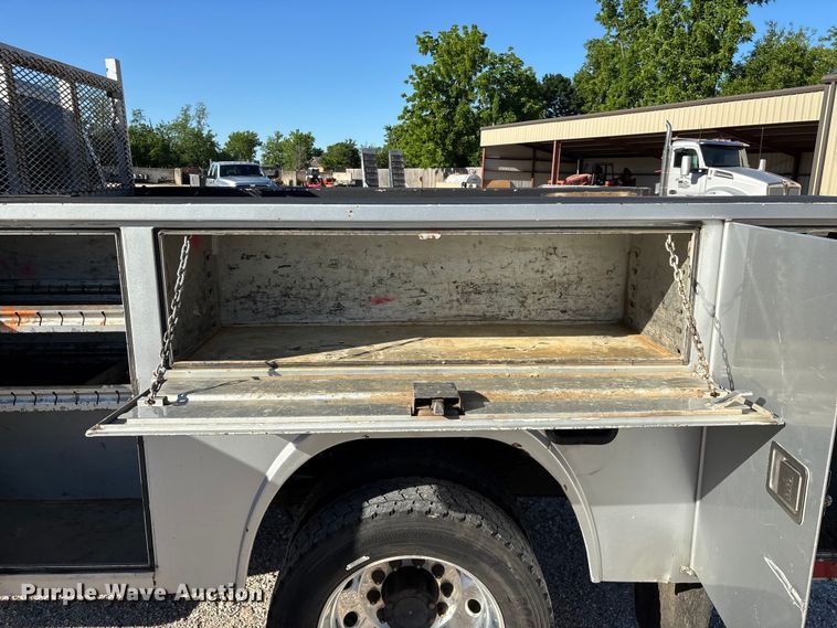image for item FG0350 2015 RAM 4500  utility / service truck