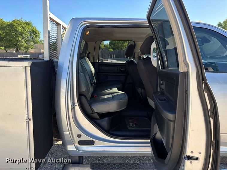 image for item FG0350 2015 RAM 4500  utility / service truck