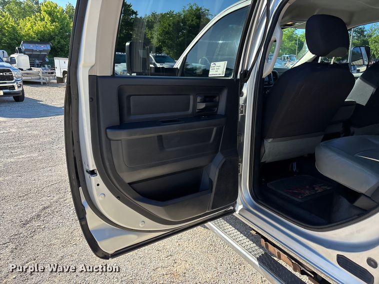 image for item FG0350 2015 RAM 4500  utility / service truck