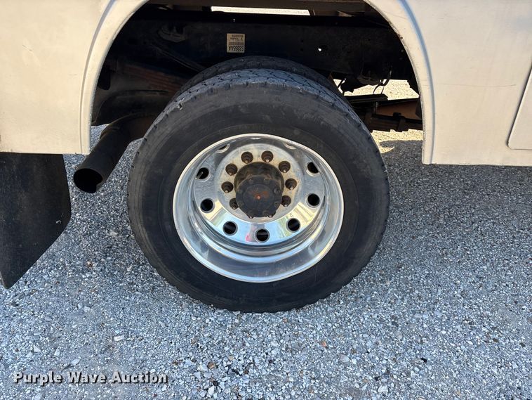 image for item FG0350 2015 RAM 4500  utility / service truck