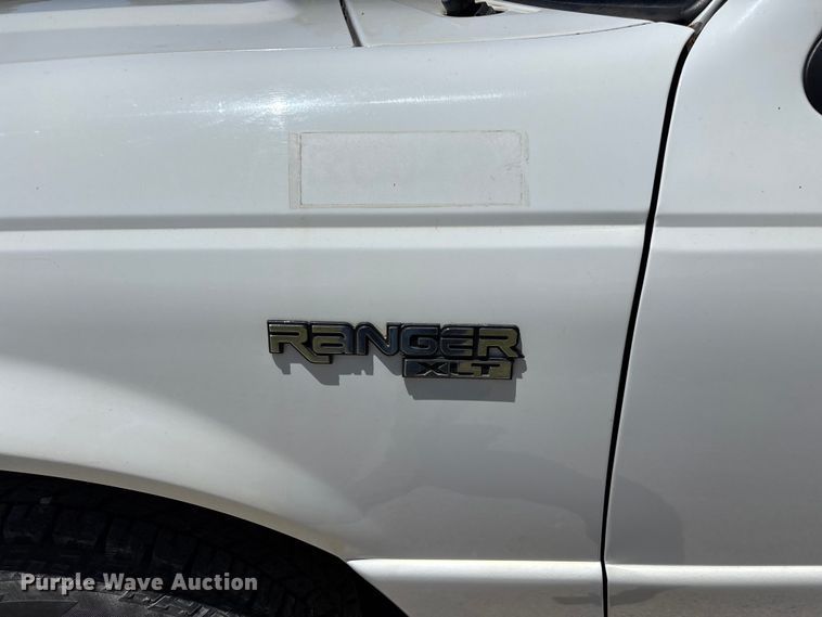 image for item FG0362 2005 Ford Ranger pickup truck