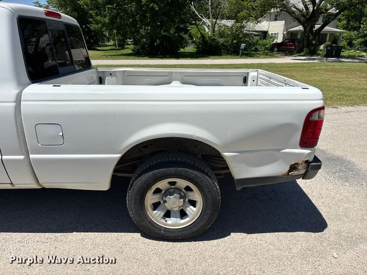 image for item FG0362 2005 Ford Ranger pickup truck