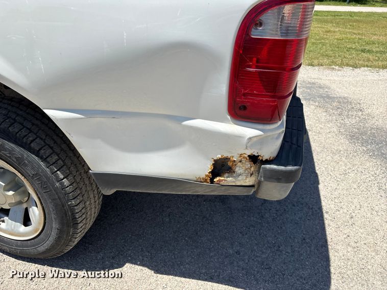 image for item FG0362 2005 Ford Ranger pickup truck