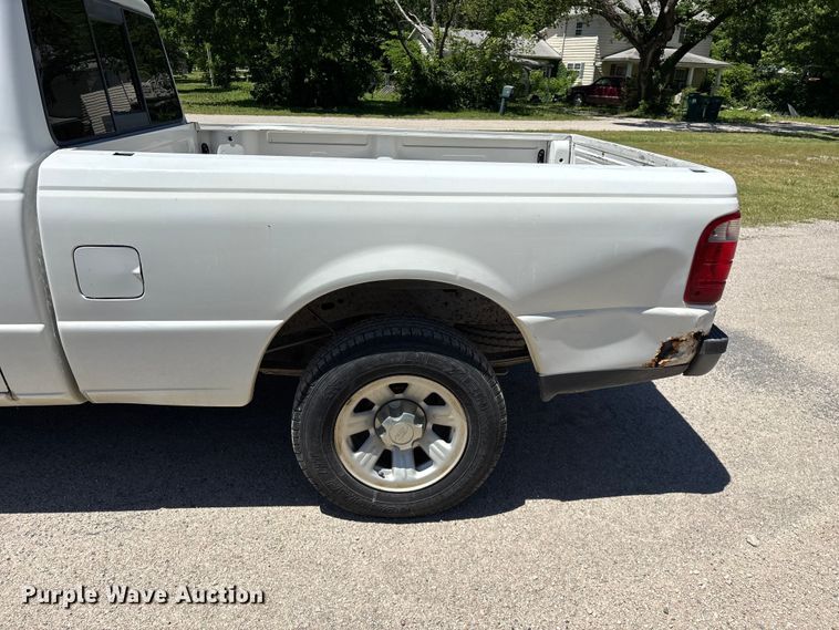 image for item FG0362 2005 Ford Ranger pickup truck