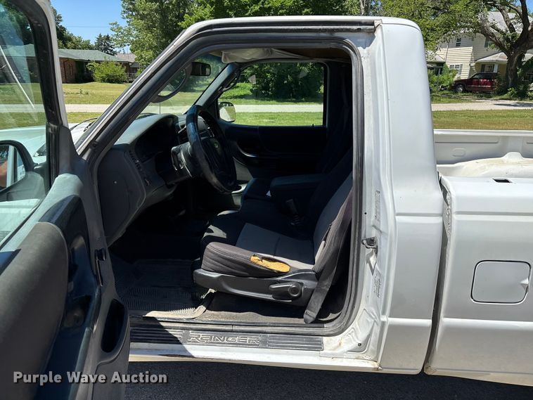image for item FG0362 2005 Ford Ranger pickup truck