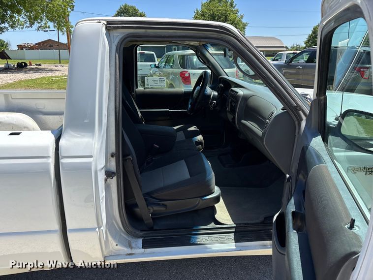 image for item FG0362 2005 Ford Ranger pickup truck