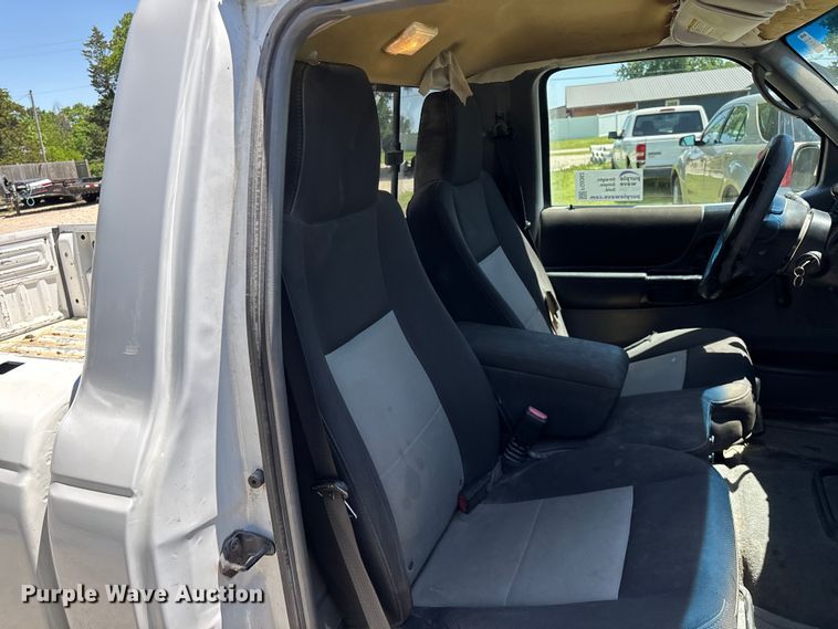 image for item FG0362 2005 Ford Ranger pickup truck