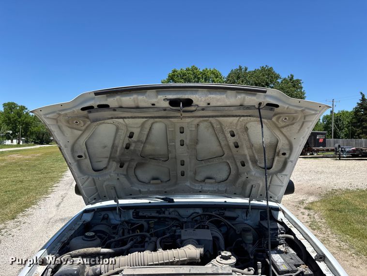 image for item FG0362 2005 Ford Ranger pickup truck