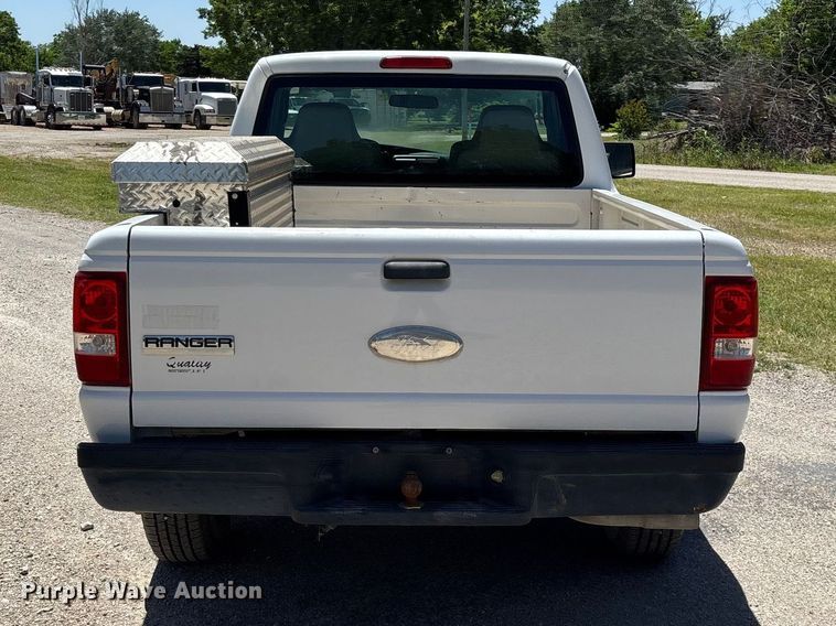 image for item FG0365 2006 Ford Ranger pickup truck