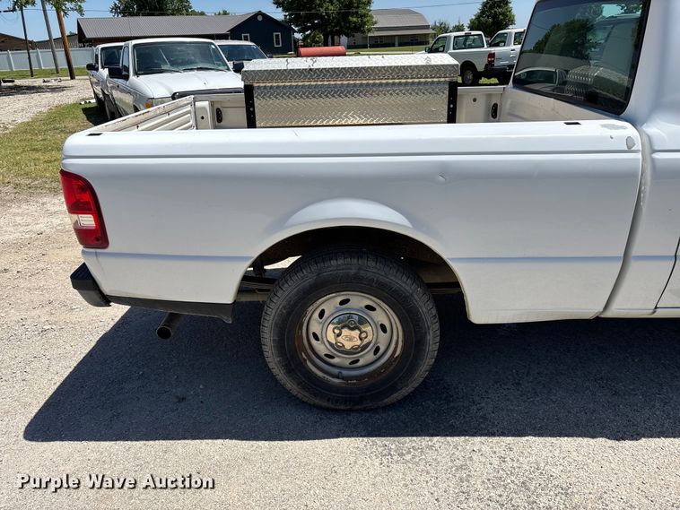 image for item FG0365 2006 Ford Ranger pickup truck