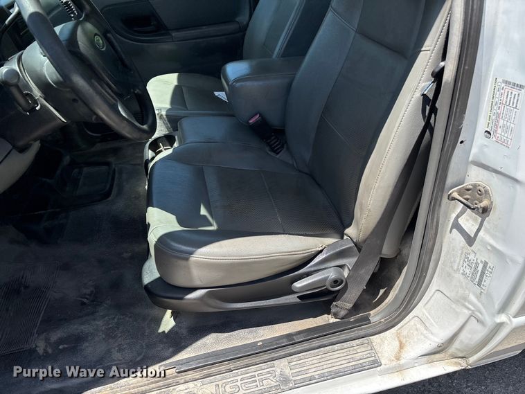 image for item FG0365 2006 Ford Ranger pickup truck