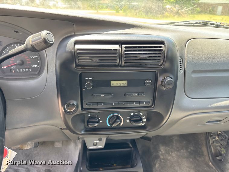 image for item FG0365 2006 Ford Ranger pickup truck