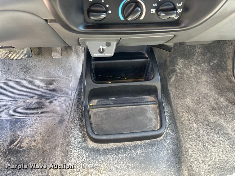 image for item FG0365 2006 Ford Ranger pickup truck