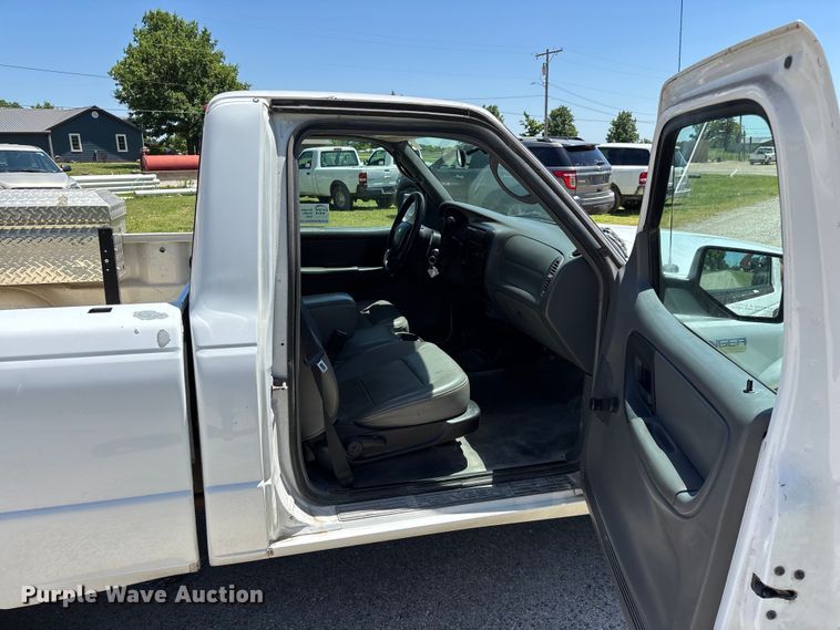 image for item FG0365 2006 Ford Ranger pickup truck
