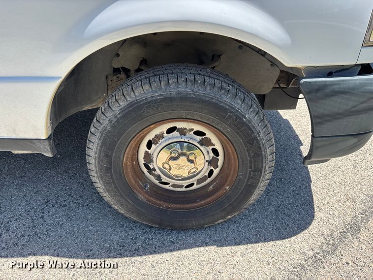 image for item FG0365 2006 Ford Ranger pickup truck