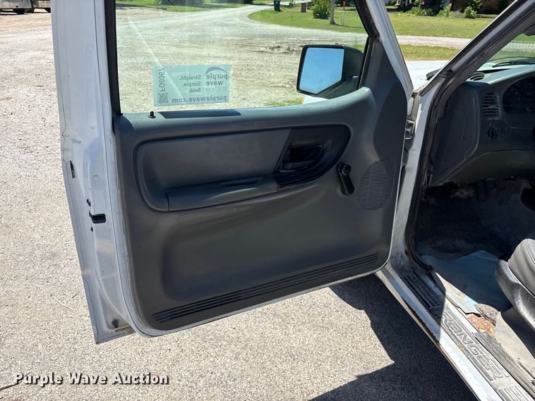 image for item FG0367 2006 Ford Ranger pickup truck